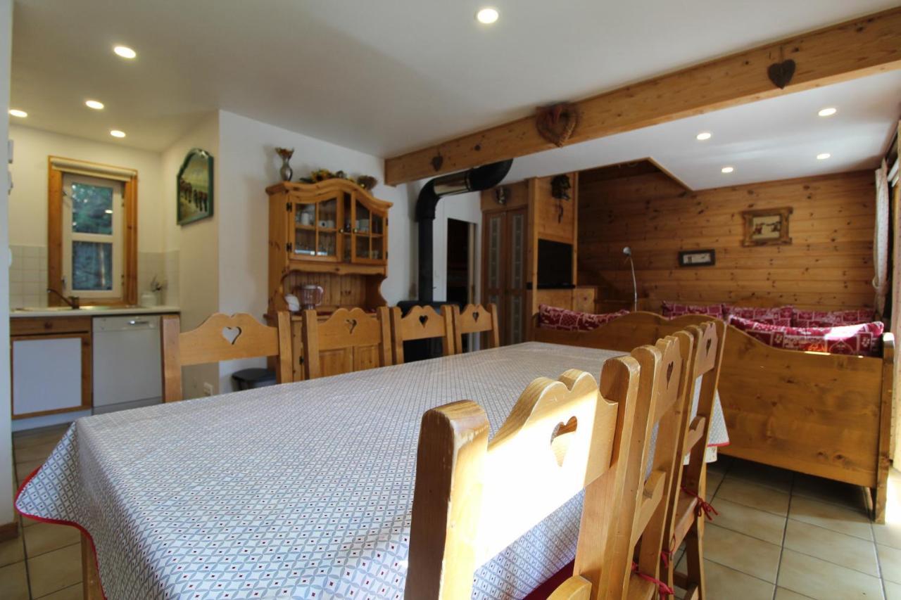 Charming 4-Bed Chalet, Mountain Views, Double Garage, Ev Point Villa Flaine Exteriör bild