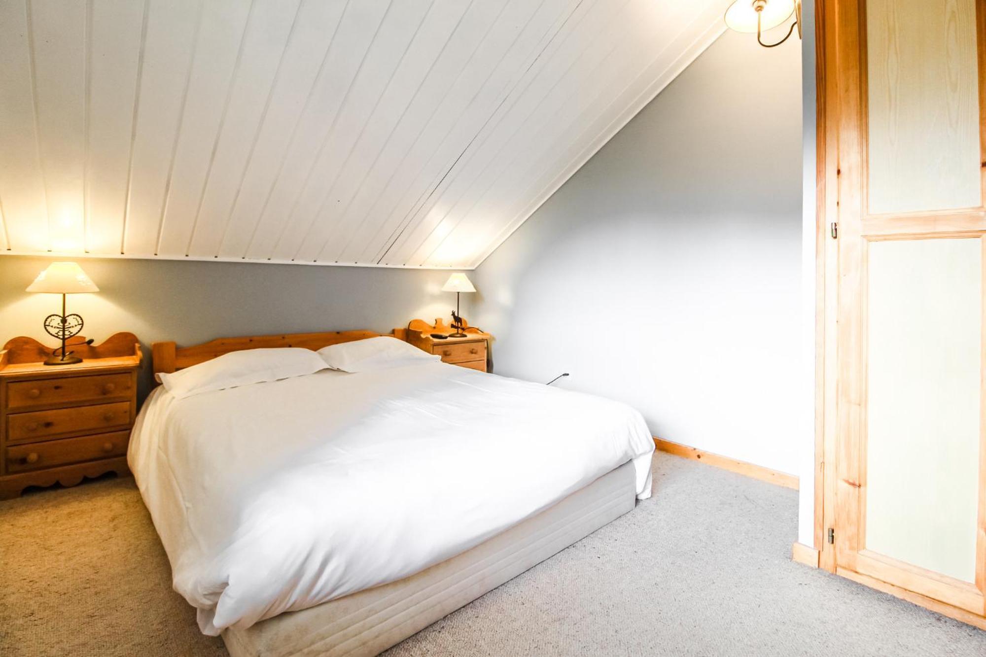 Charming 4-Bed Chalet, Mountain Views, Double Garage, Ev Point Villa Flaine Exteriör bild